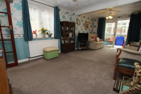 Lounge / Dining room