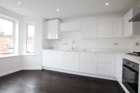 KITCHEN / BREAKFAST ROOM