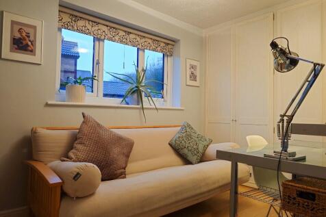 Rear Bedroom 