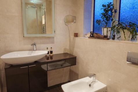 Bathroom Alt. View 