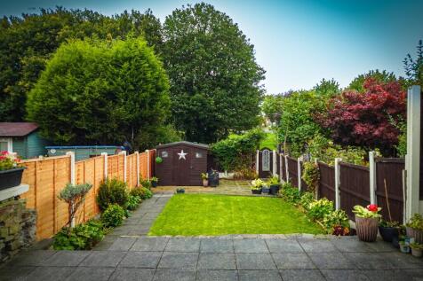 GARDEN AND PATIO