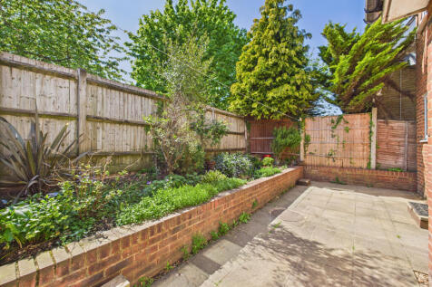 GARDEN (1)