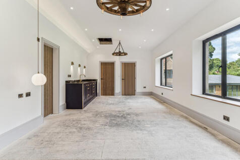 Master Bedroom 3