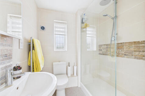 ENSUITE1