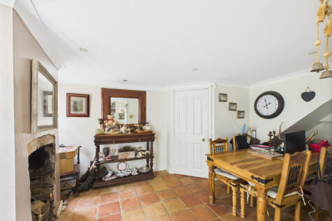 Dining Rm