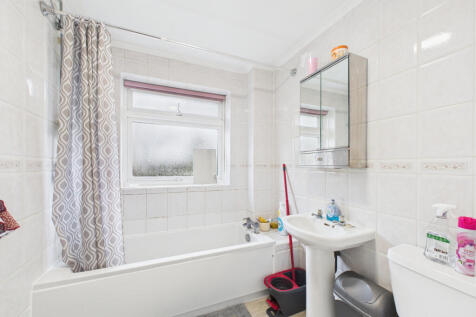 CAM02536G0-PR0023-STILL007