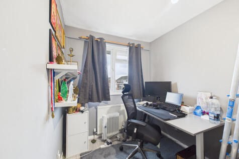 CAM02536G0-PR0023-STILL008