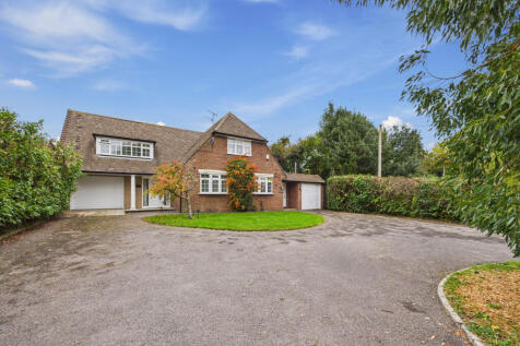 CAM01354G0-PR0606-STILL011