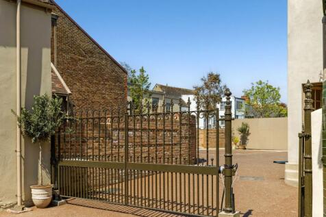Property Image 25