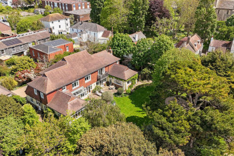 Property Image 9