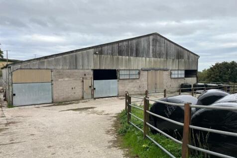 MODERN OUTBUILDING