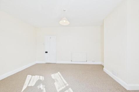 CAM01576G0-PR0239-STILL033.jpg