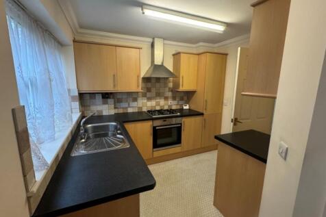 2 Brewery Court, Dawlish - kitchen1