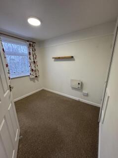 16 Prospect House -  single bed