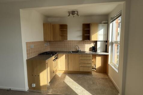 Flat 4, 9 Iddesleigh Tce - kitchen