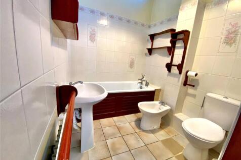 Upstairs Bathroom
