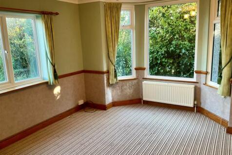 Dining room pic2.jpg