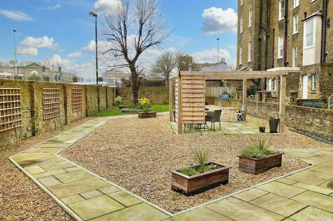 Garden pic1.jpg