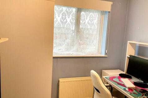 bedroom3.jpg