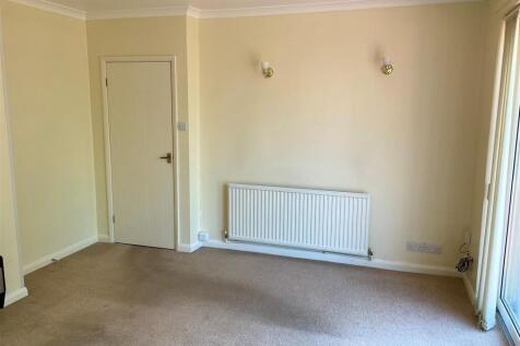Dining Room pic2.jpg