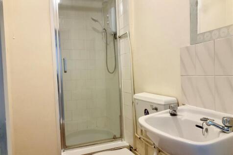 shower room.jpg