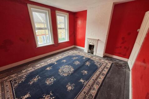 42072-8 burrow bed 1.jpg