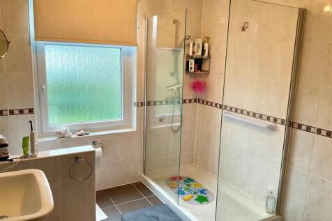 shower room.jpg