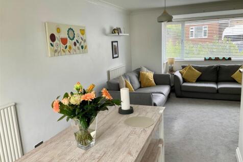 Dining Room pic2.jpg