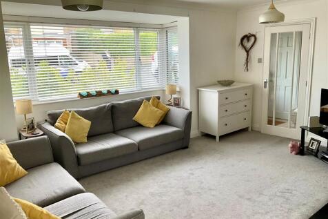 Lounge pic1.jpg
