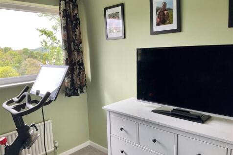 Bedroom 5.jpg