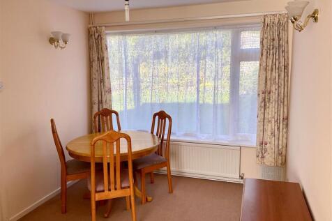 dining room.jpg