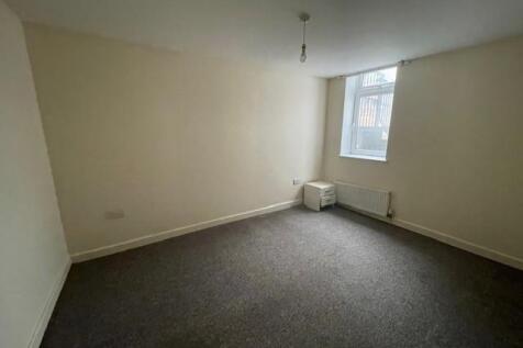 Bedroom 1.jpg