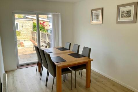 Dining Room.jpg