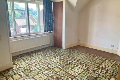 Bedroom 2 pic 2.jpg