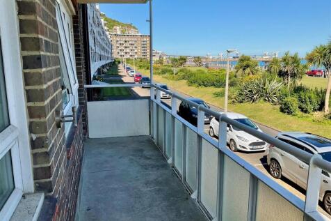 front balcony.jpg