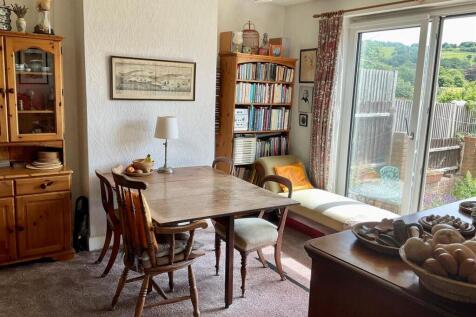 dining room.jpg