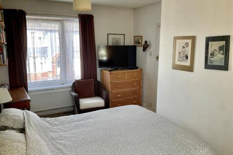 bedroom3.jpg