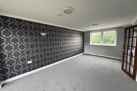 Lounge 3.jpg