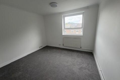 Bedroom 2.jpg