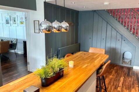 Kitchen pic8.jpg