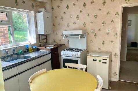 Kitchen Pic2.jpg