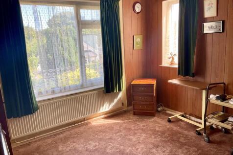 Study Bedroom 4 pic1.jpg