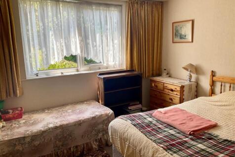 Bedroom 2.jpg