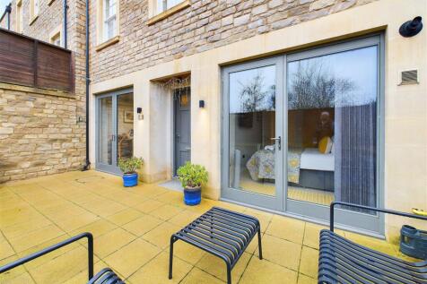 Courtyard 2