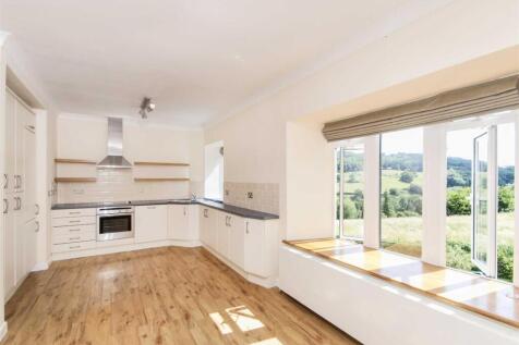 Sitting Room/diner with kitchen area
