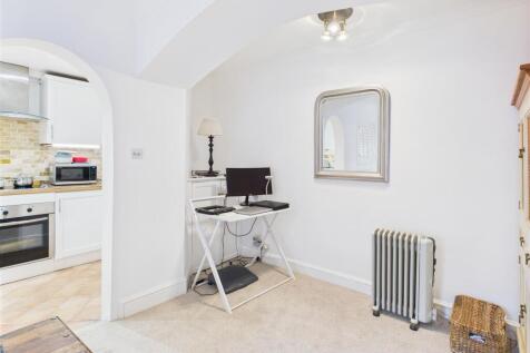Dining/study area