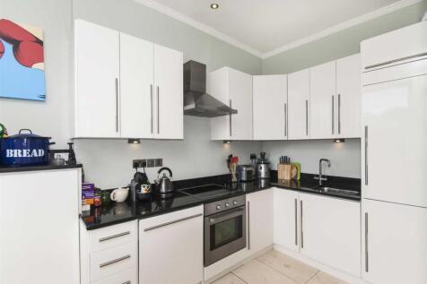 Kitchen-Breakfast room