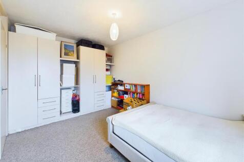 Bedroom 1-2