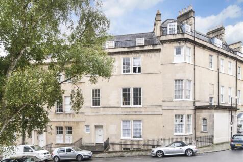 Garden Apartment, 18a Portland Place, Bath, BA1 2R