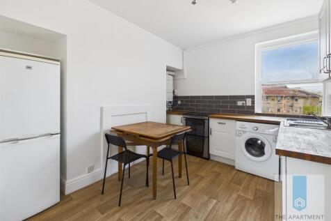 Kitchen/Breakfast Area